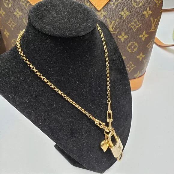 Authentic Louis Vuitton Lock & Key w/ Unbranded Gold Plated Gold Chain Necklace - Picture 8 of 11